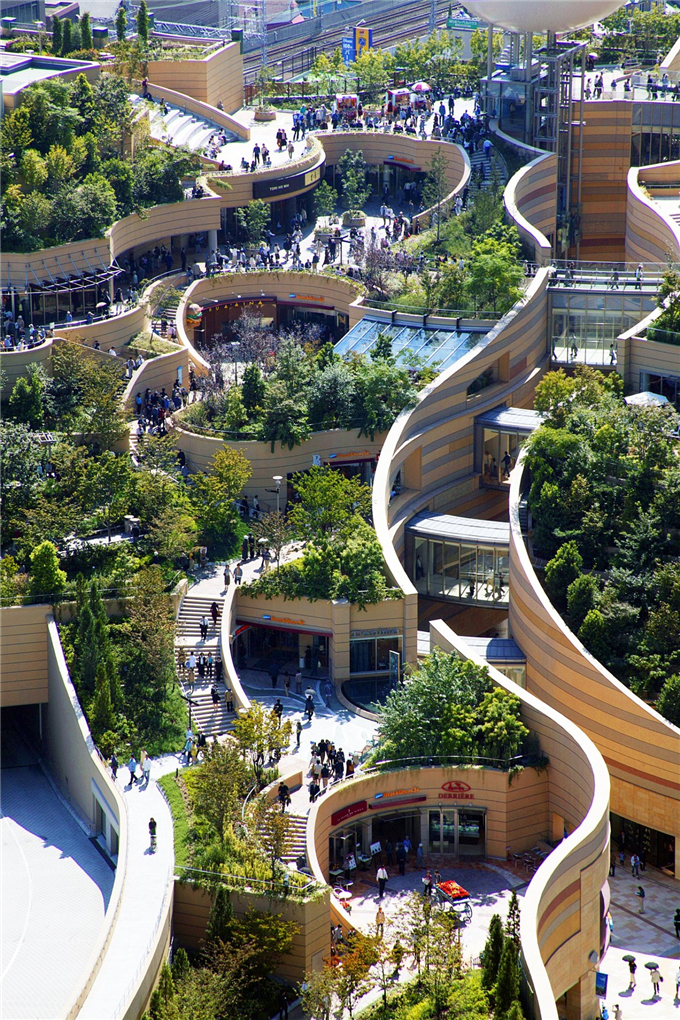 10日本大阪難波公園namba parks (1).jpg